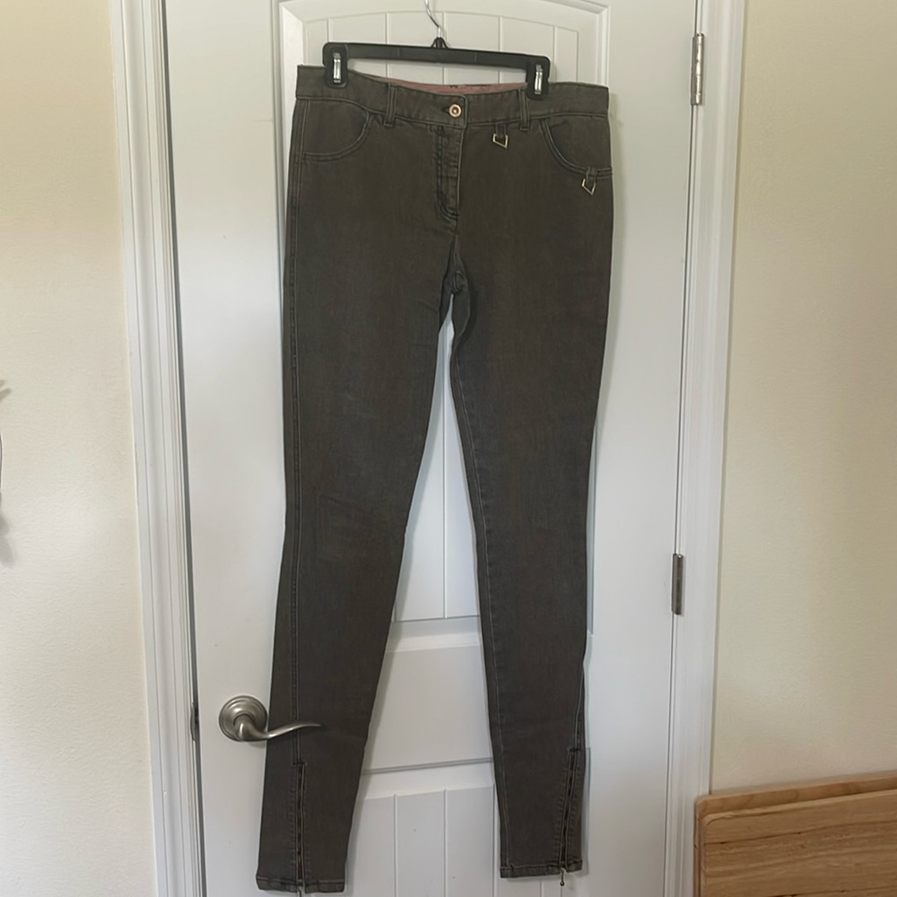 Stella McCartney Jeans. Size 44. Made in Italy.
